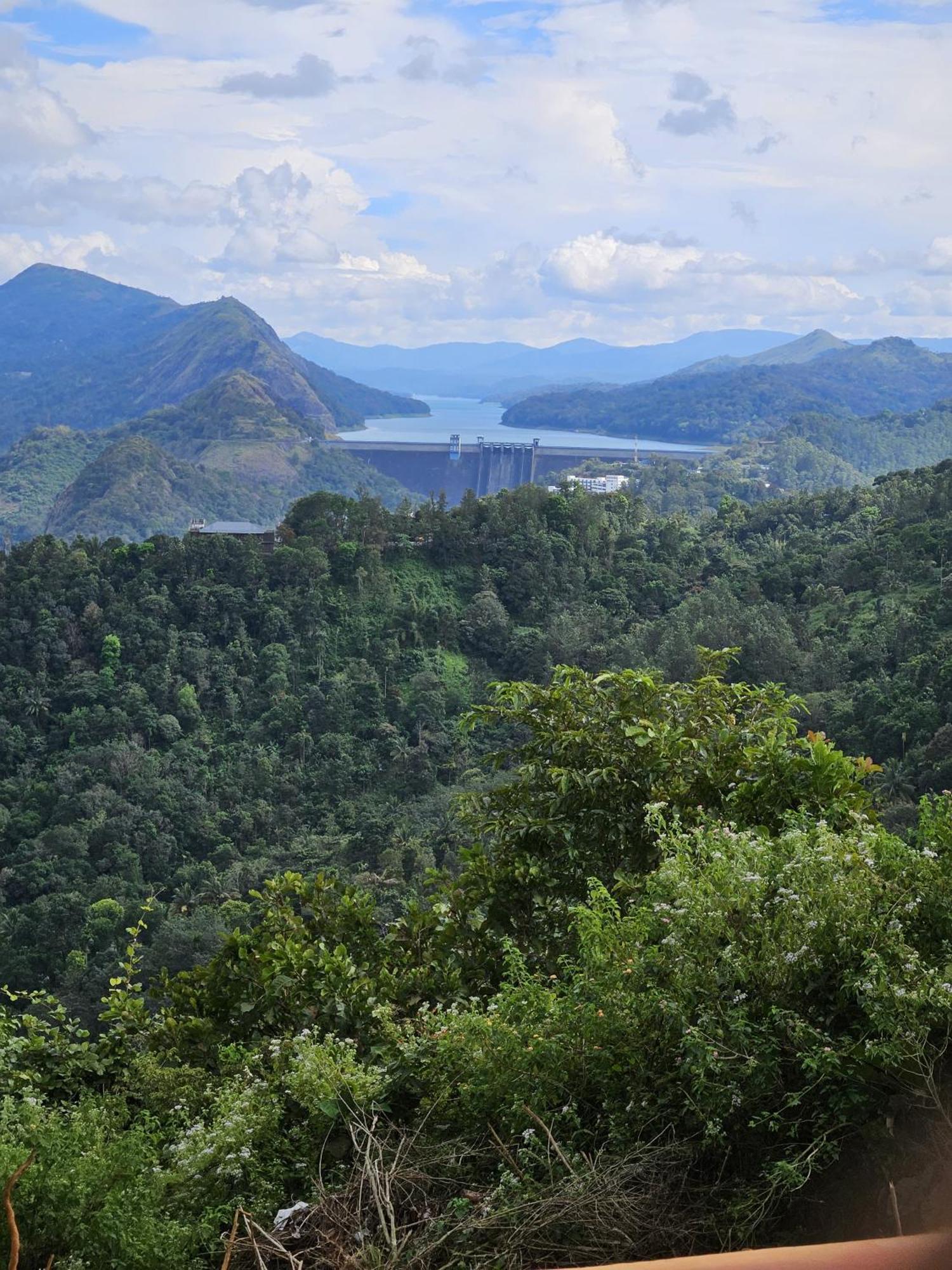 Idukki Dam View Resort Exterior photo